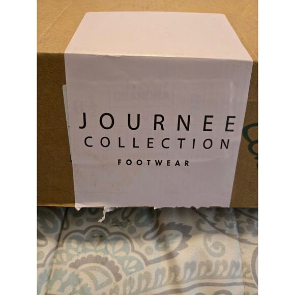 Journee Collection Deandra Blue Faux Suede Bow Pointed Toe Stiletto Booties 8.5‎ - Picture 2 of 4